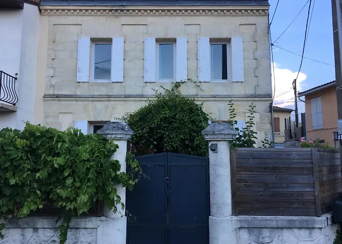 Vin, Vague Et Vase